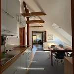 شقة Na Poddaszu سوبوت