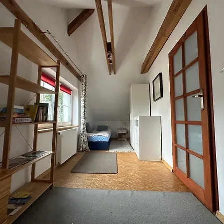 Na Poddaszu Apartment *